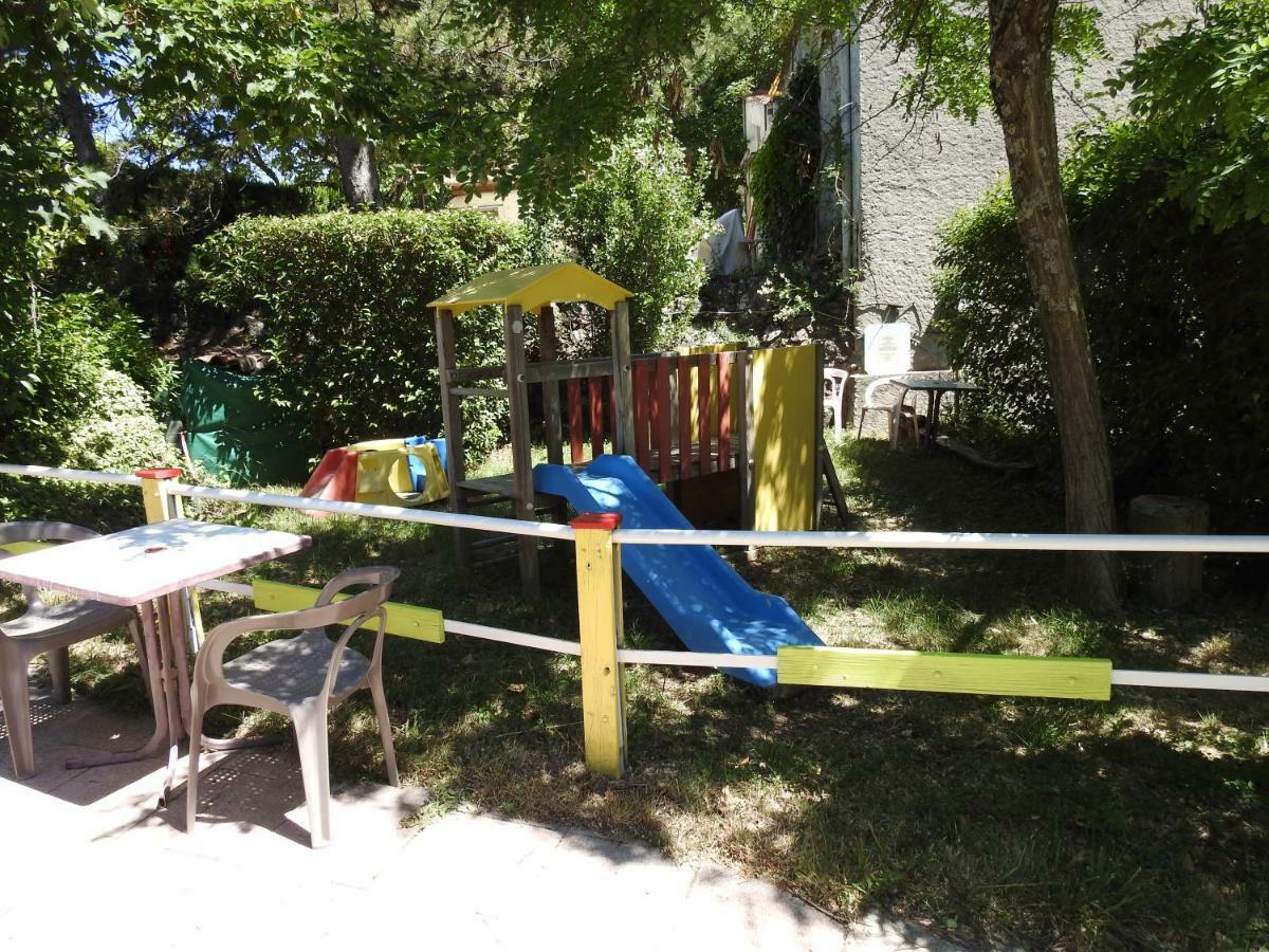 Camping Les Lavandes Darbres ภายนอก รูปภาพ
